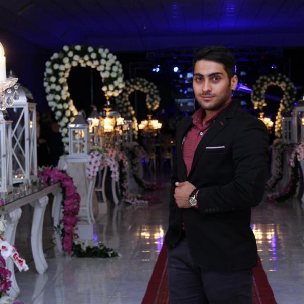 تصویر پروفایل علی