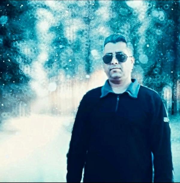 تصویر پروفایل حسن