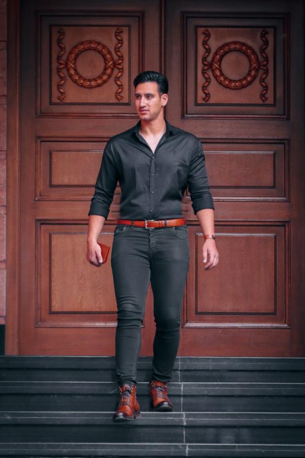 تصویر پروفایل حسین