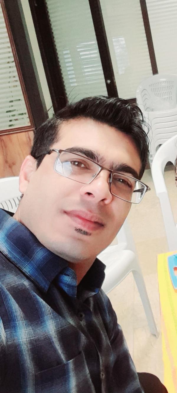 تصویر پروفایل حسین