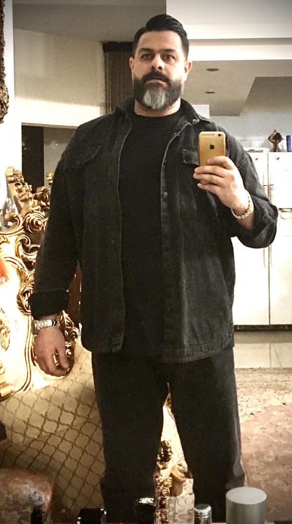 تصویر پروفایل شاهرخ