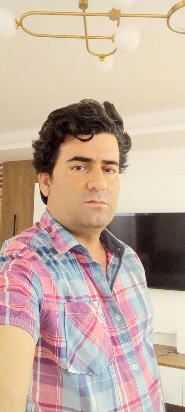 تصویر پروفایل هومن