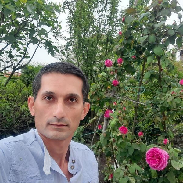 تصویر پروفایل بهزاد