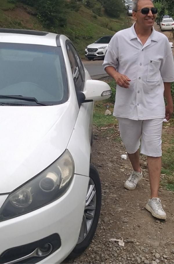 تصویر پروفایل شادمهر