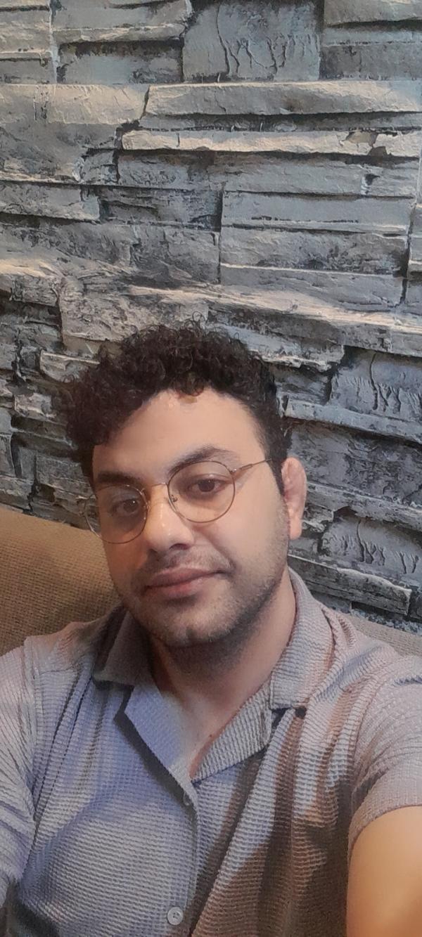 تصویر پروفایل مصطفی