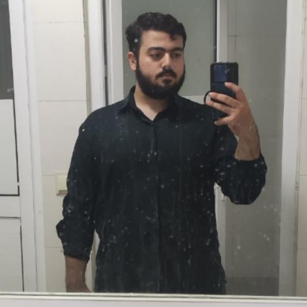 تصویر پروفایل حسین