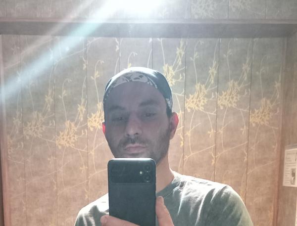 تصویر پروفایل بدون نام