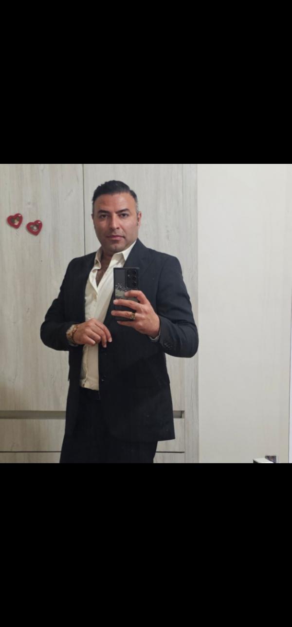 تصویر پروفایل کامبیز