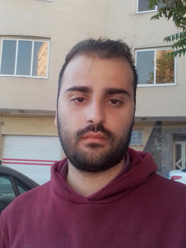 تصویر پروفایل علی