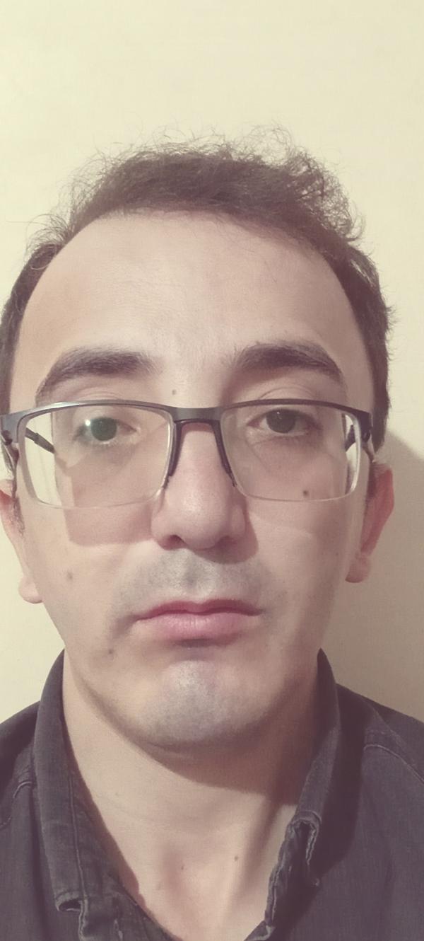 تصویر پروفایل روح الله