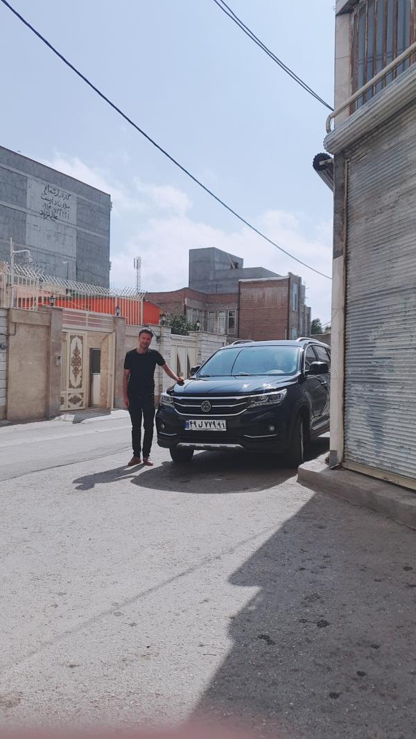 تصویر پروفایل حسن