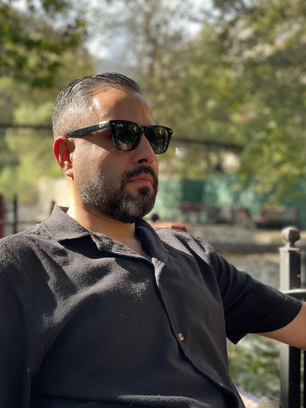 تصویر پروفایل امیرحسین