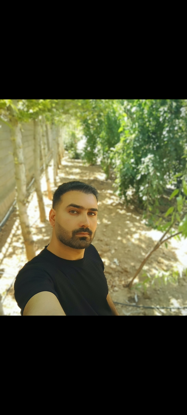 تصویر پروفایل بدون نام