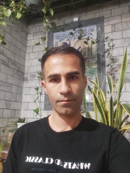 تصویر پروفایل مجید