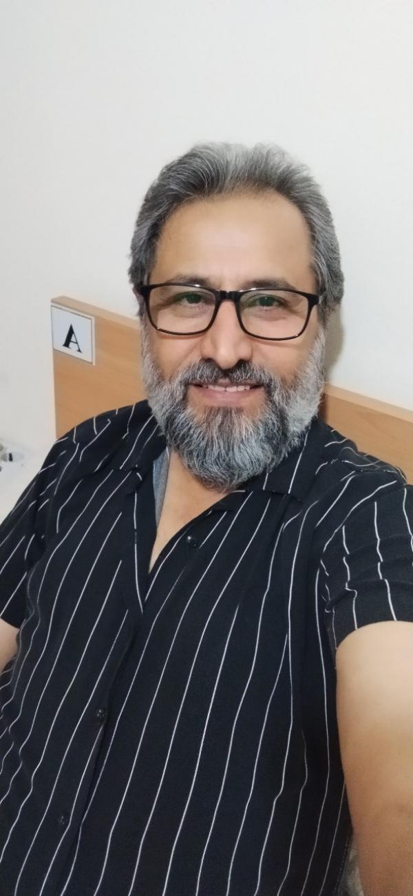 تصویر پروفایل امیر