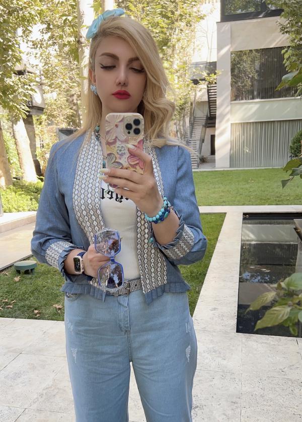 تصویر پروفایل کژال