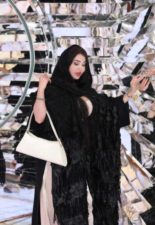 تصویر پروفایل مایا