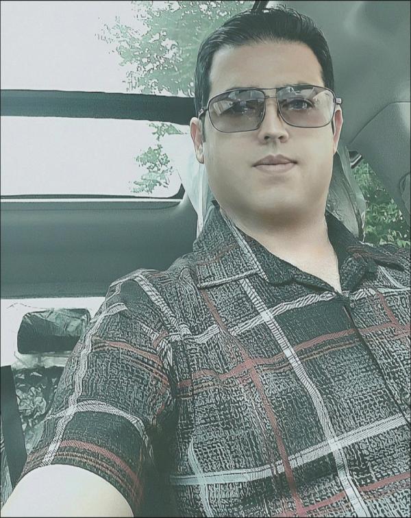 تصویر پروفایل نیما