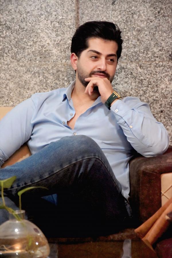 تصویر پروفایل بدون نام