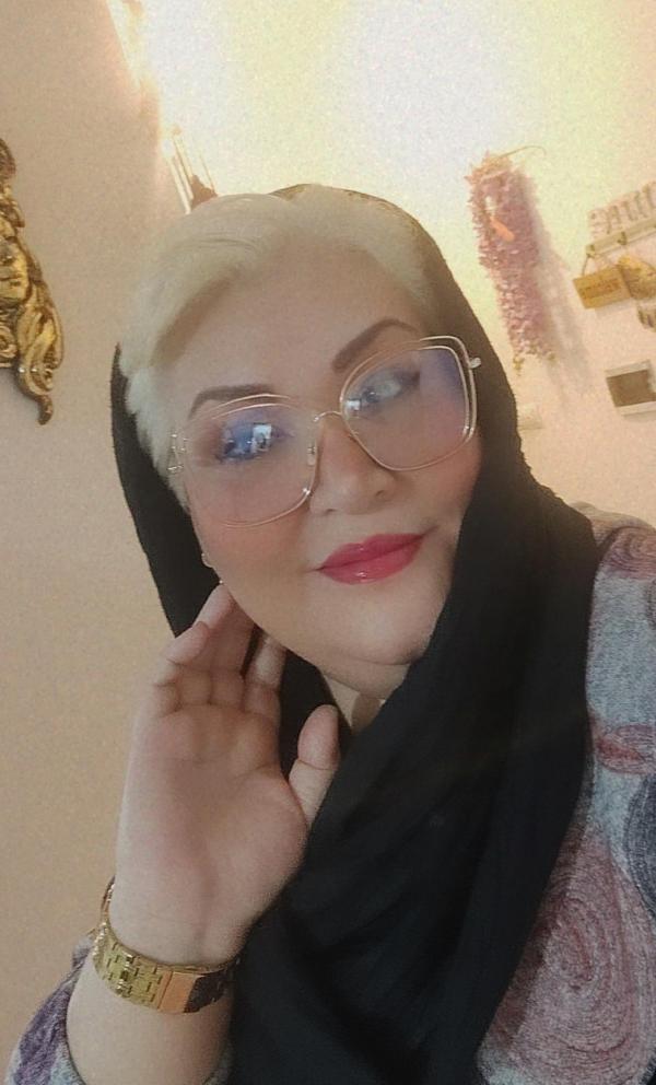 تصویر پروفایل دیبا