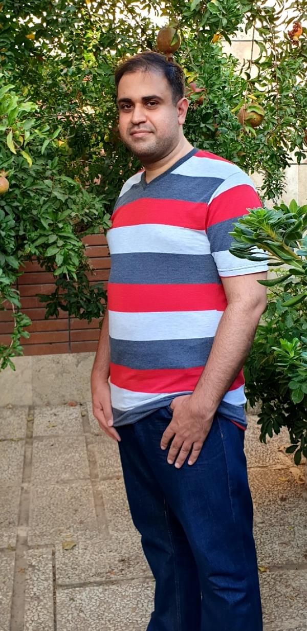 تصویر پروفایل علی