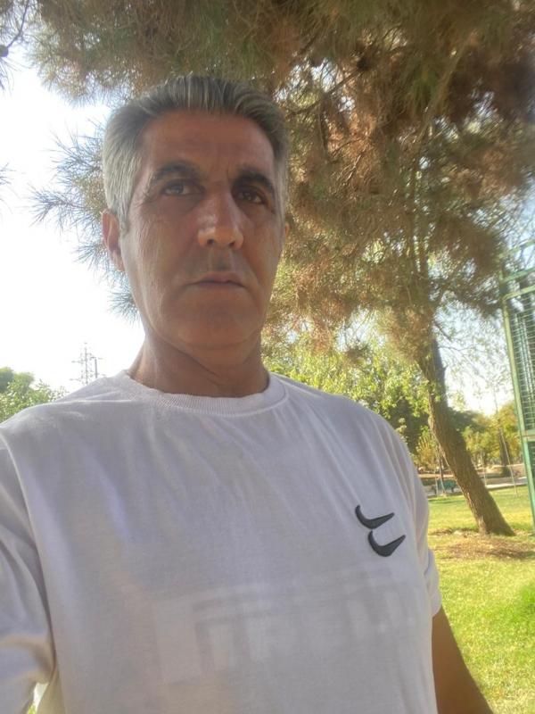 تصویر پروفایل علی