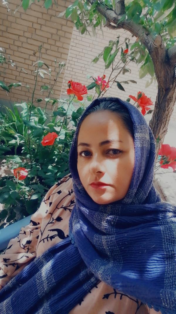 تصویر پروفایل هستی