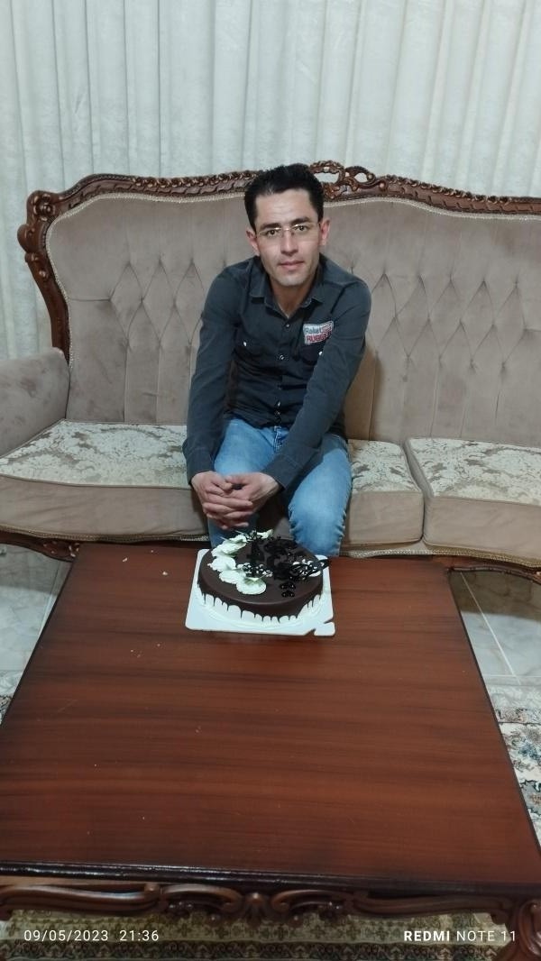 تصویر پروفایل حسین