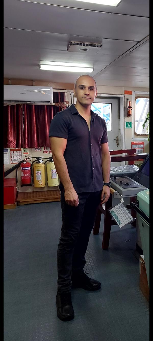 تصویر پروفایل آرش