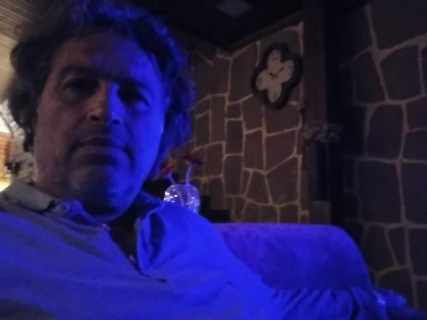 تصویر پروفایل بدون نام