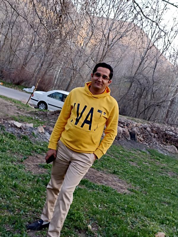 تصویر پروفایل آرش