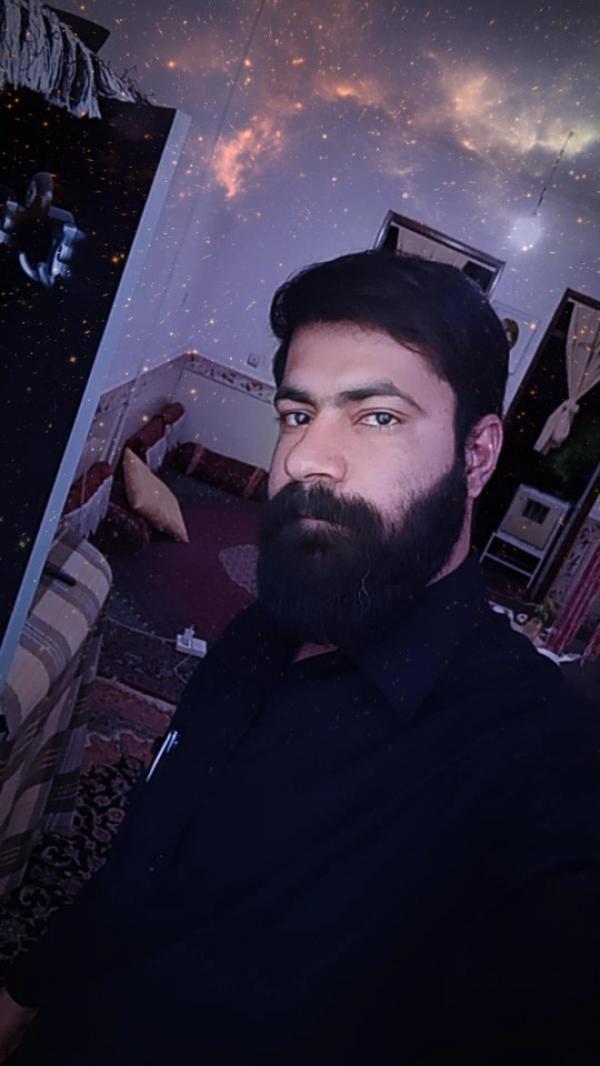 تصویر پروفایل طاها