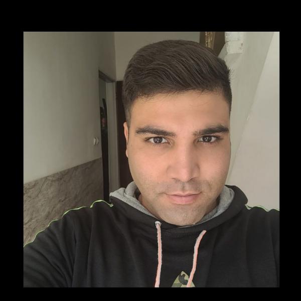 تصویر پروفایل دانیال