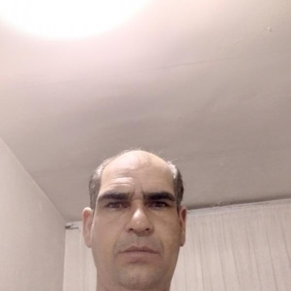 تصویر پروفایل علی