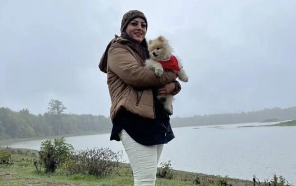 تصویر پروفایل مهرنوش