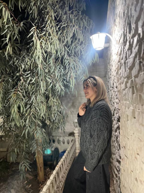 تصویر پروفایل فرزانه